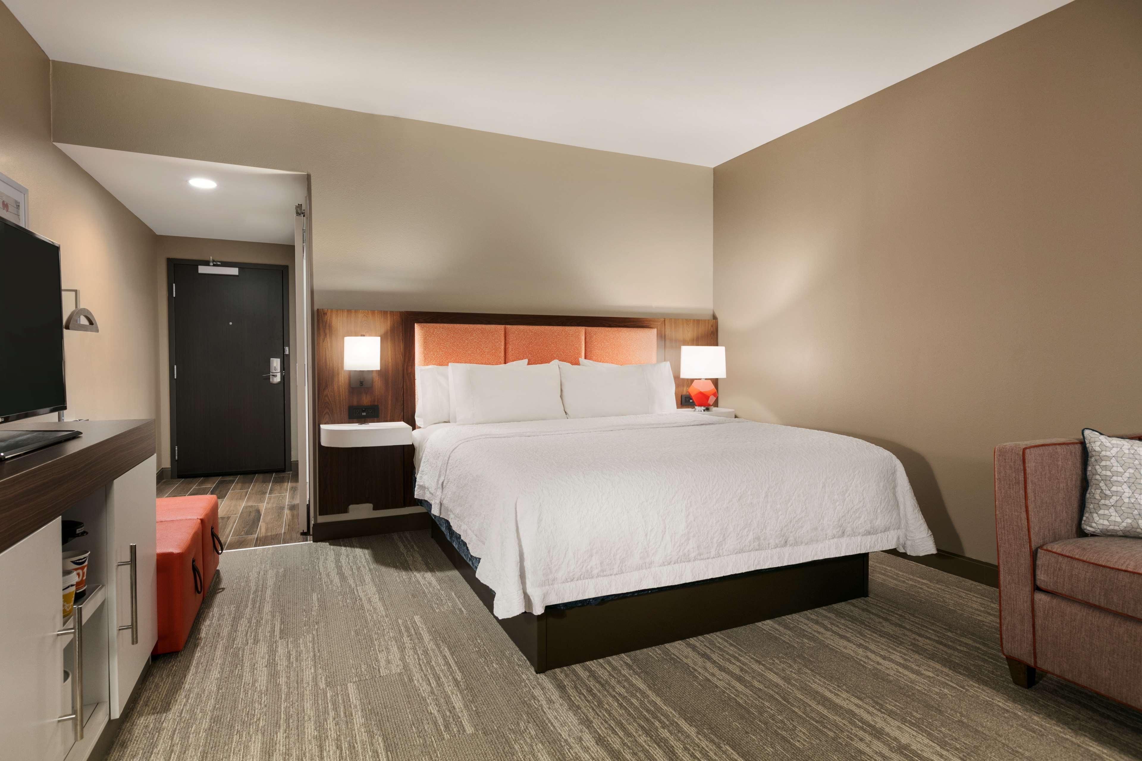 Hampton Inn Кернерсвіл Екстер'єр фото
