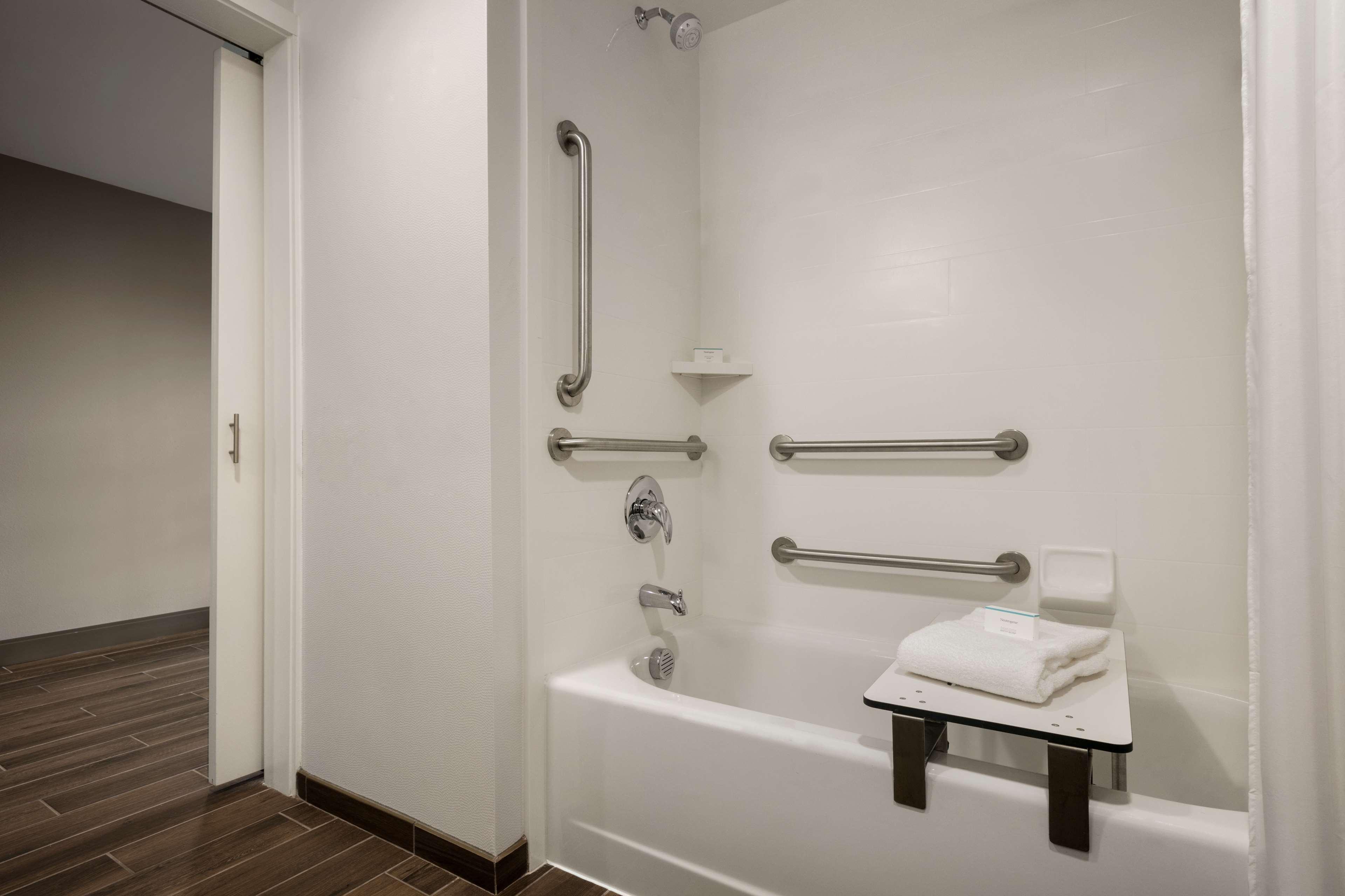 Hampton Inn Кернерсвіл Екстер'єр фото